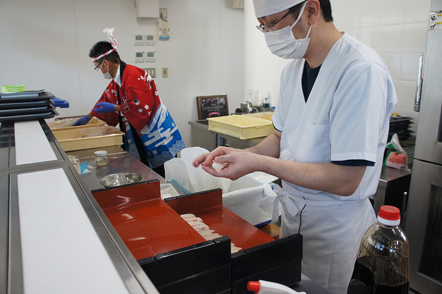 教習所の豪華ディナー