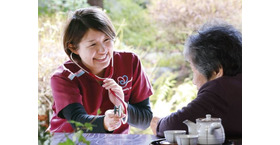 安達　弓恵さん