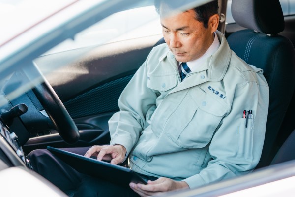 技術提案の業務風景