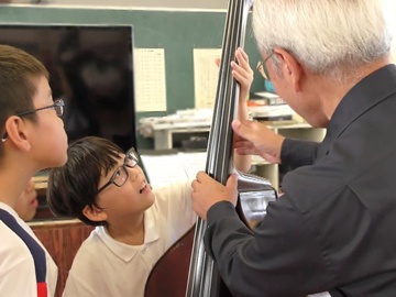 小学校アウトリーチにて