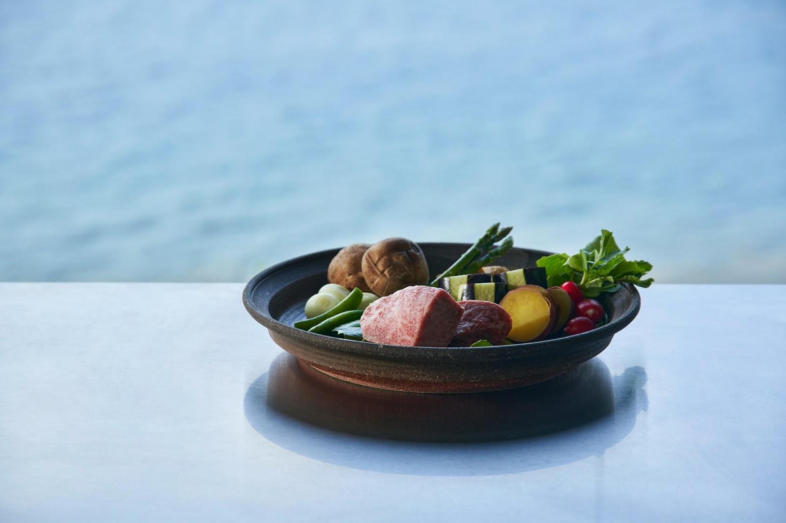 大自然の中、ぽつんと佇むEntô