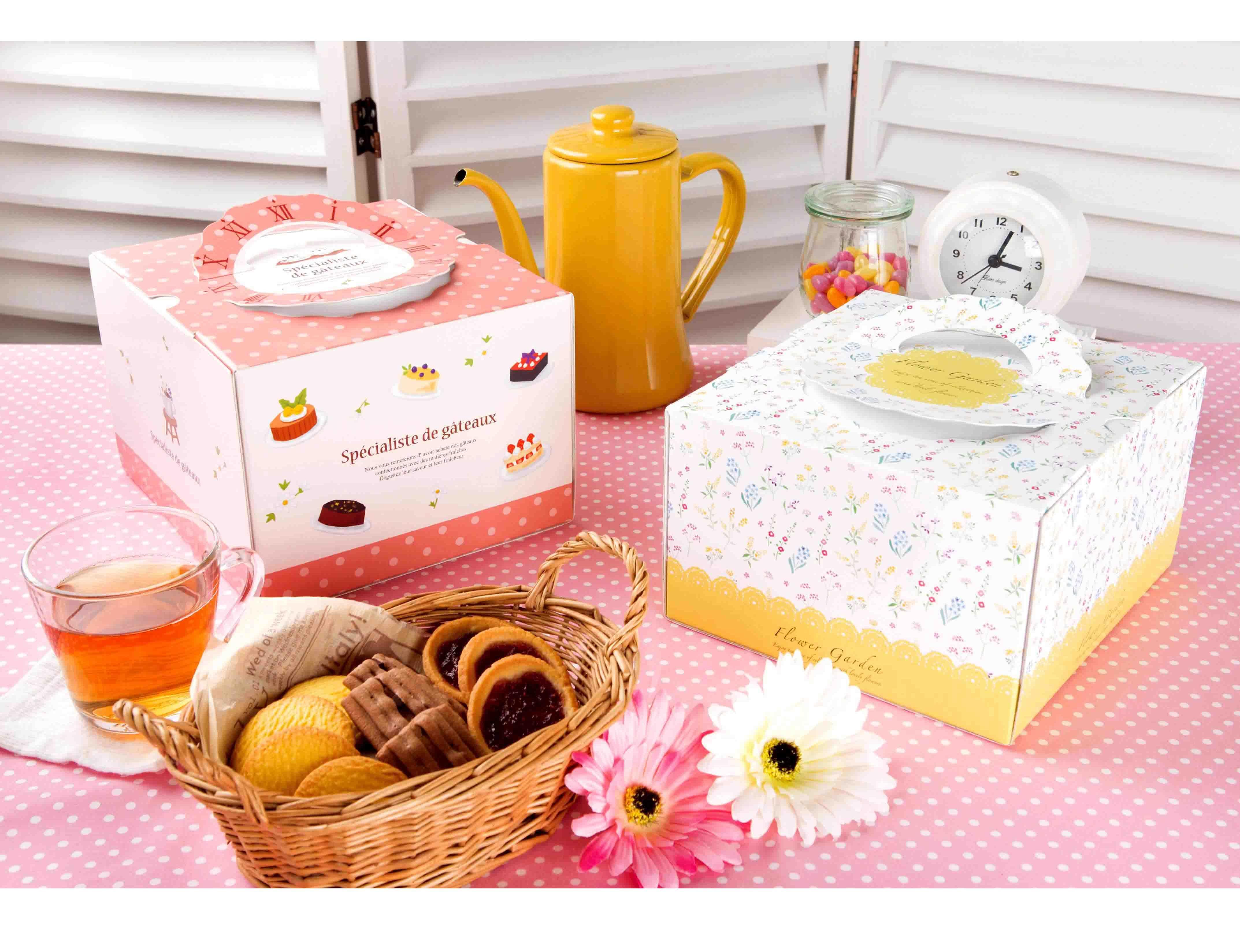 お菓子のパッケージづくりは夢を運ぶ仕事です。