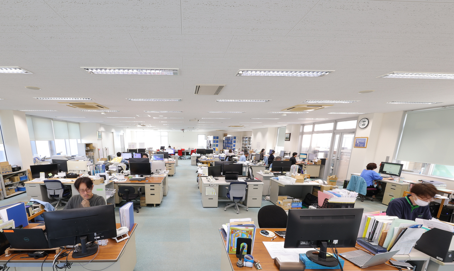 2F設計室。パーティションはあえての無し！