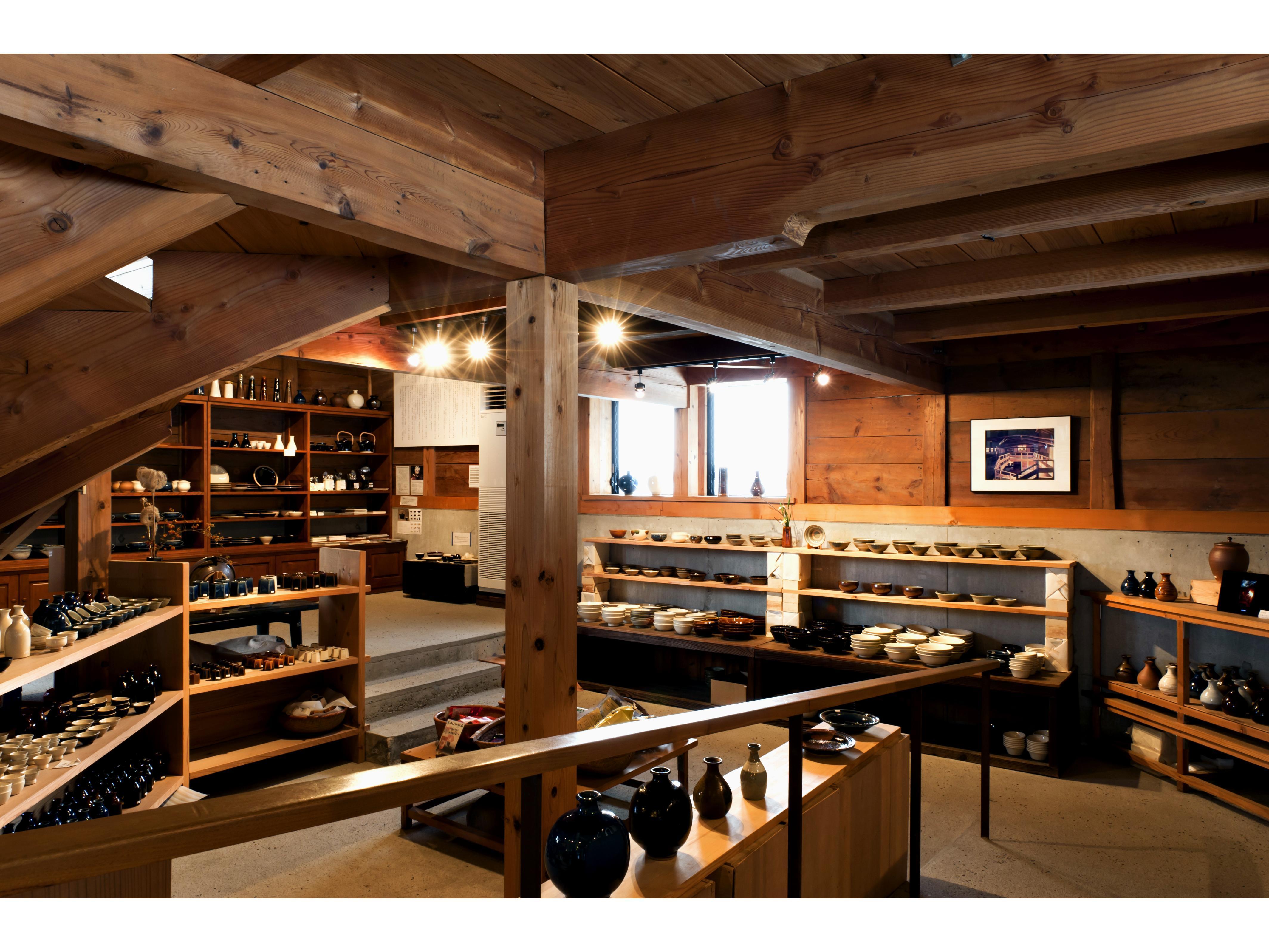 展示販売場内観1