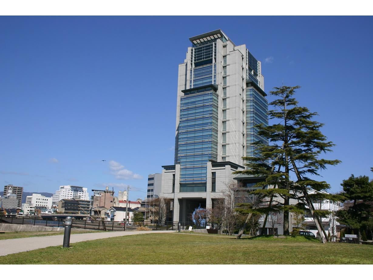 本社建物