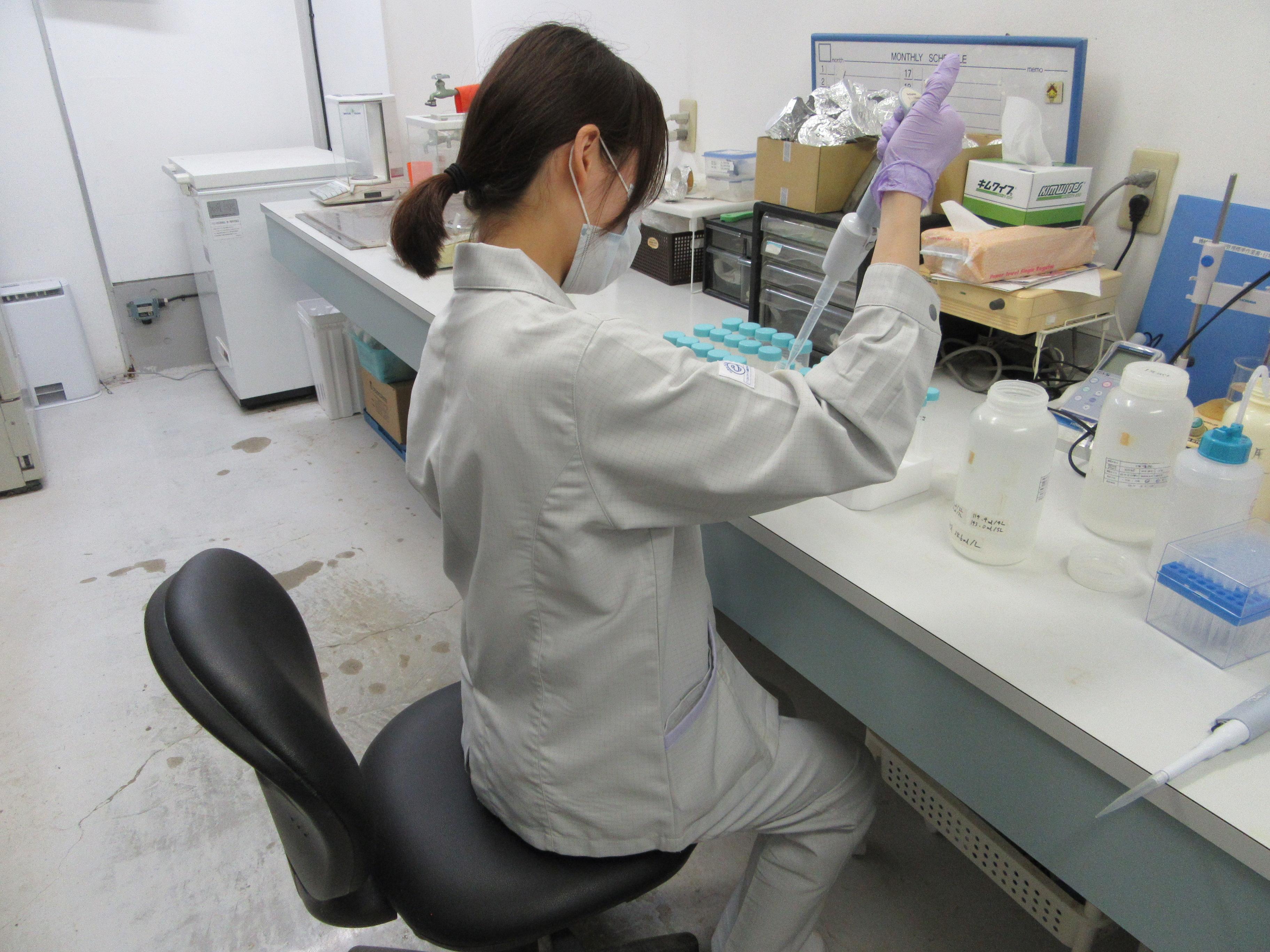 成分分析の様子