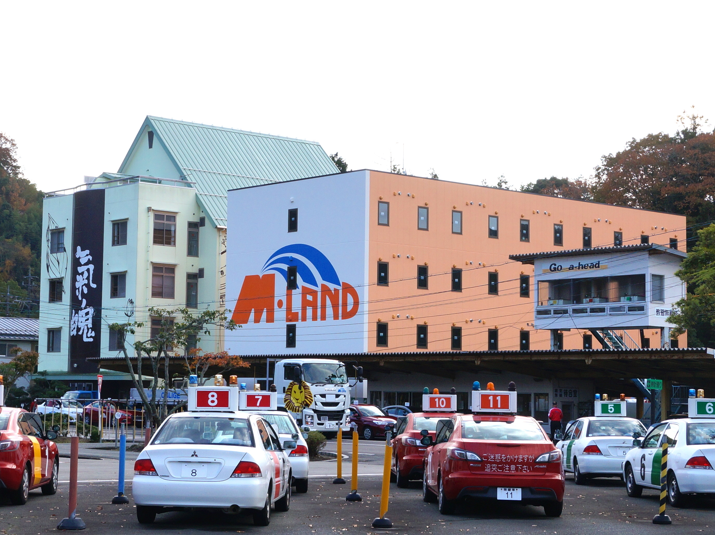 敷地内にホーム（宿泊施設）が12棟！