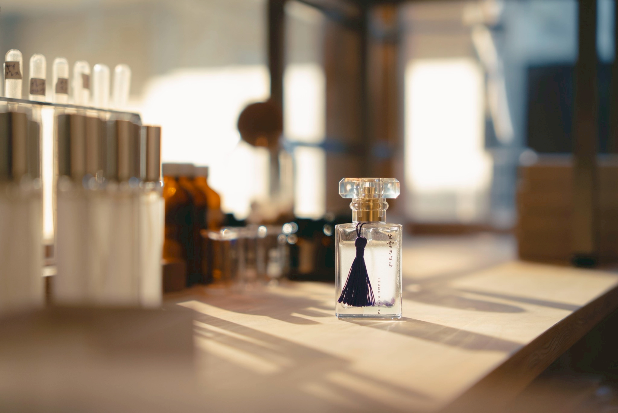 出雲まこもミスト。出雲の植物を店内で蒸留し香り蒸留