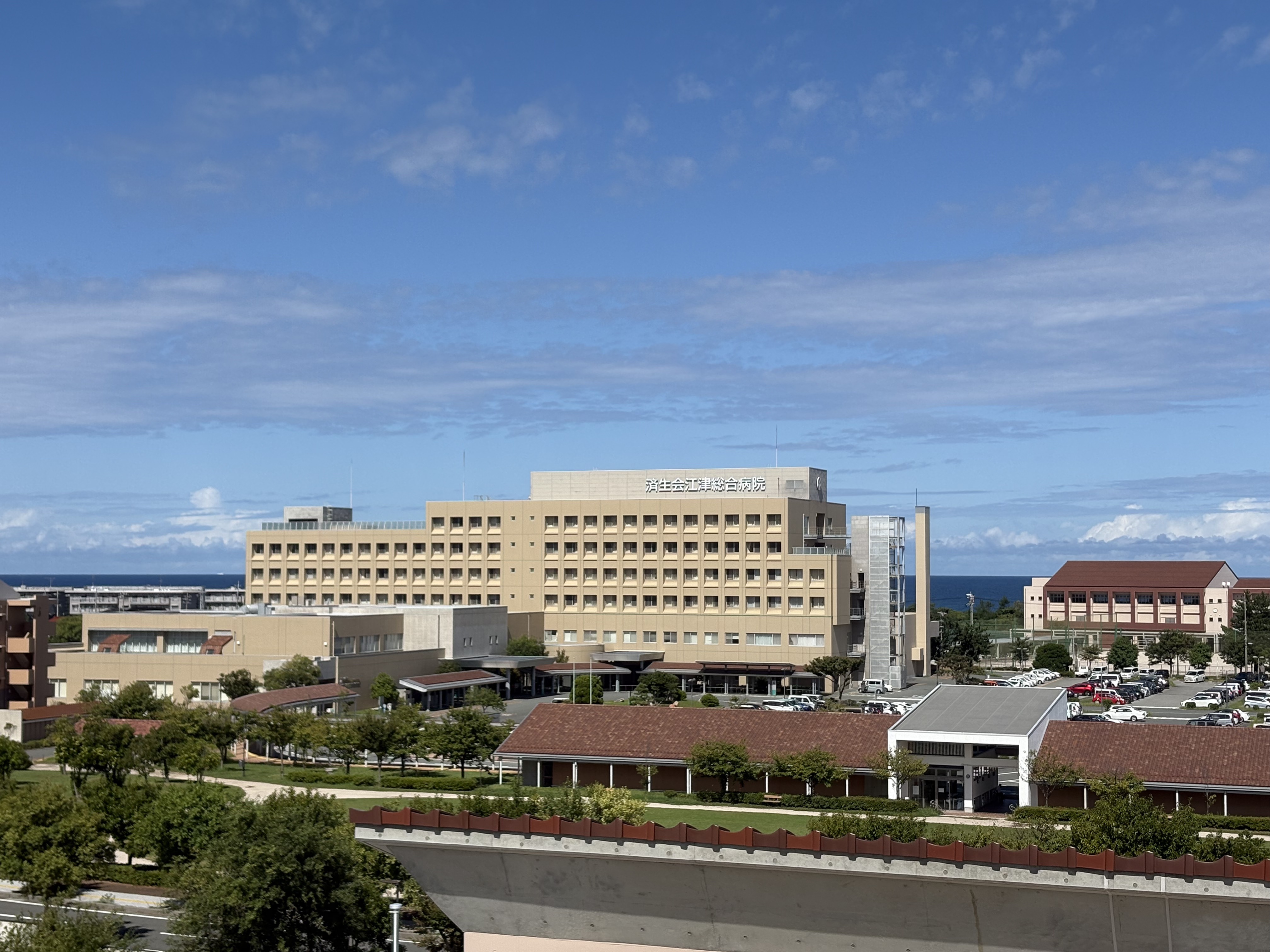 季節ごとに表情を変える日本海を一望できます