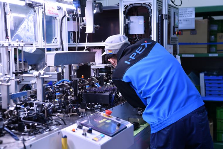 マシンに触る仕事が好きな方は是非！