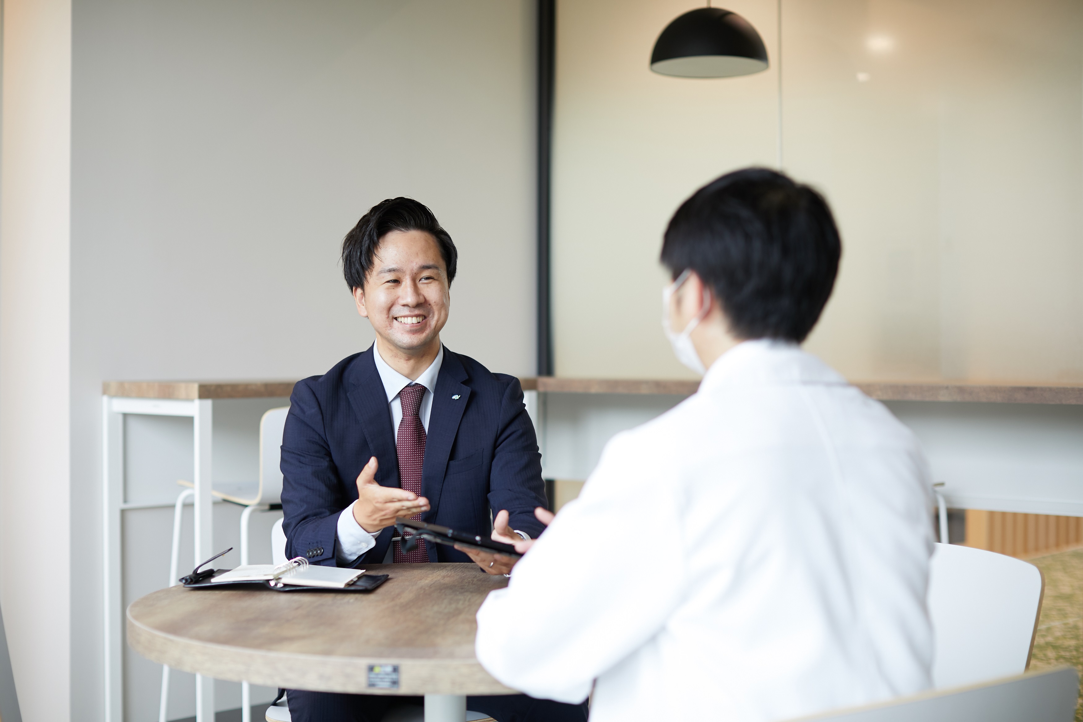 様々なお困りごとに対し多面的なサポートをしています