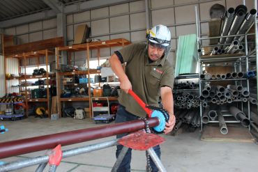 水道設備工事に特化した職人集団です