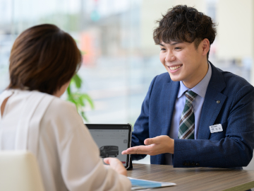 入社後しっかりとお客様対応を学びます